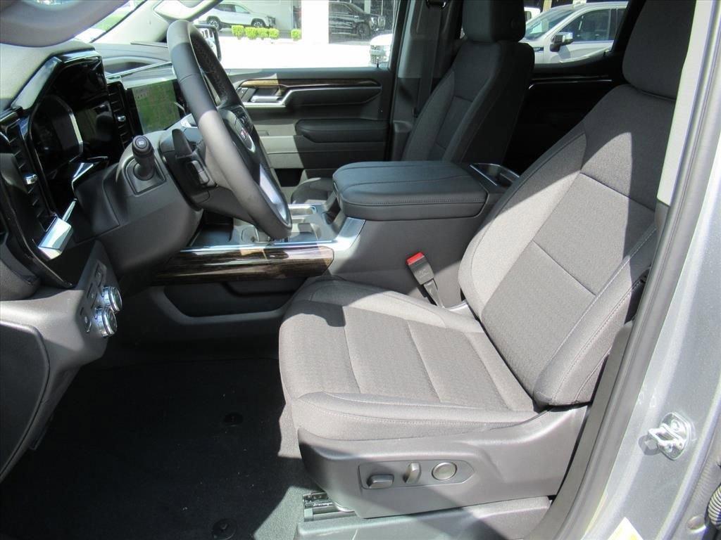 new 2026 GMC Sierra 1500 car, priced at $58,998