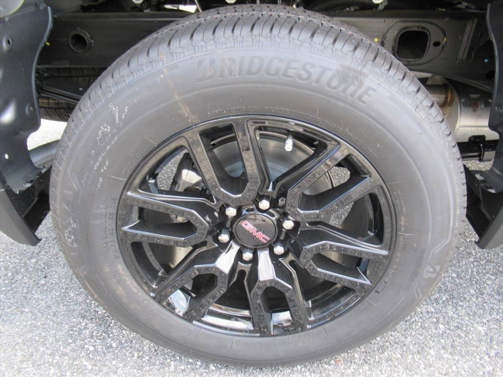 new 2026 GMC Sierra 1500 car, priced at $58,998