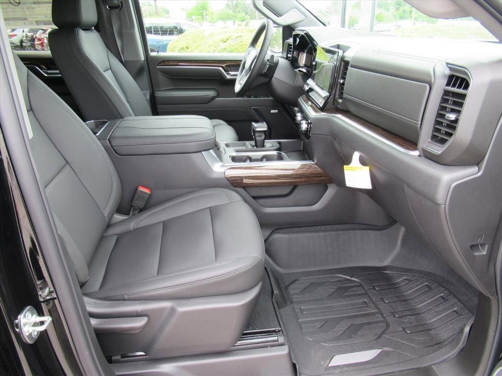 new 2026 GMC Sierra 1500 car, priced at $62,318