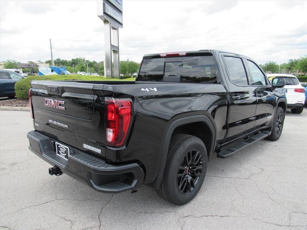 new 2026 GMC Sierra 1500 car, priced at $62,318