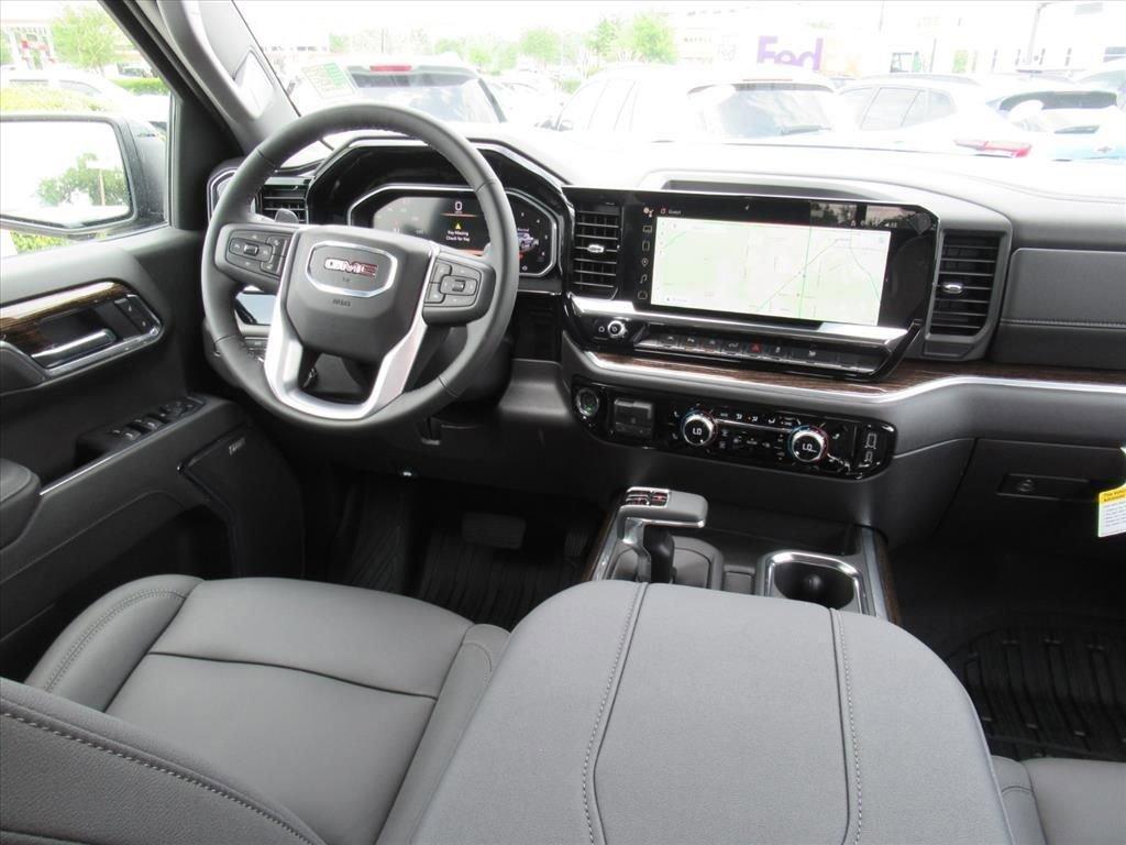 new 2026 GMC Sierra 1500 car, priced at $62,318
