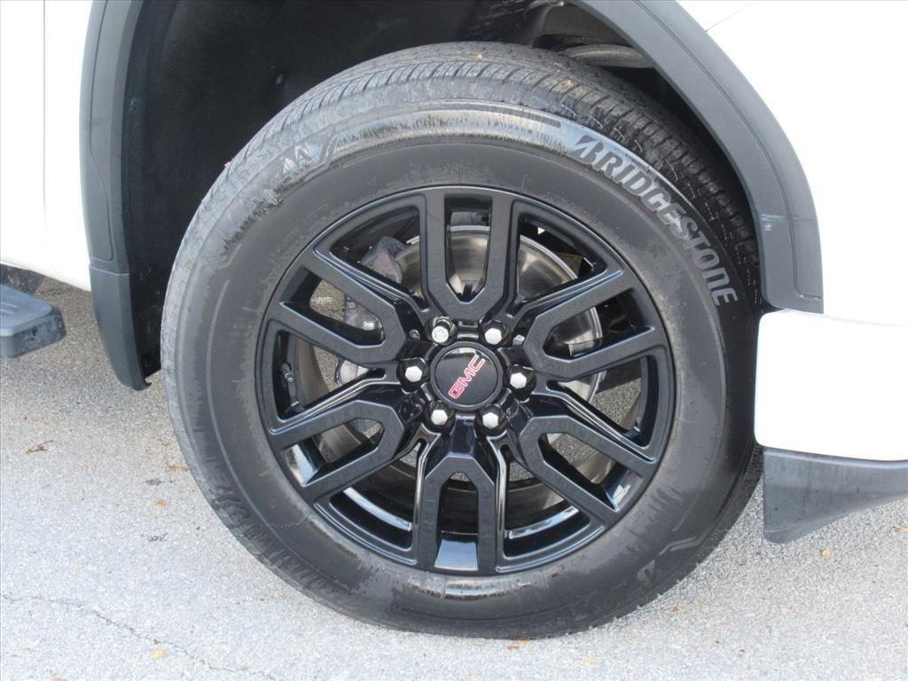 used 2022 GMC Sierra 1500 car, priced at $41,502