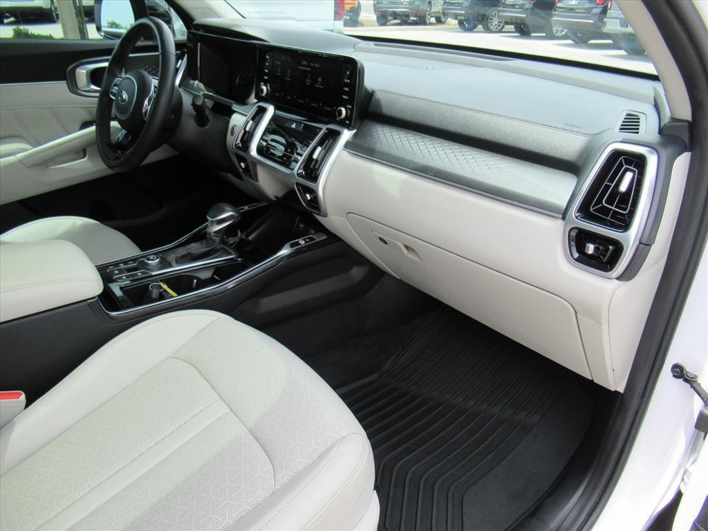 used 2021 Kia Sorento car, priced at $23,691
