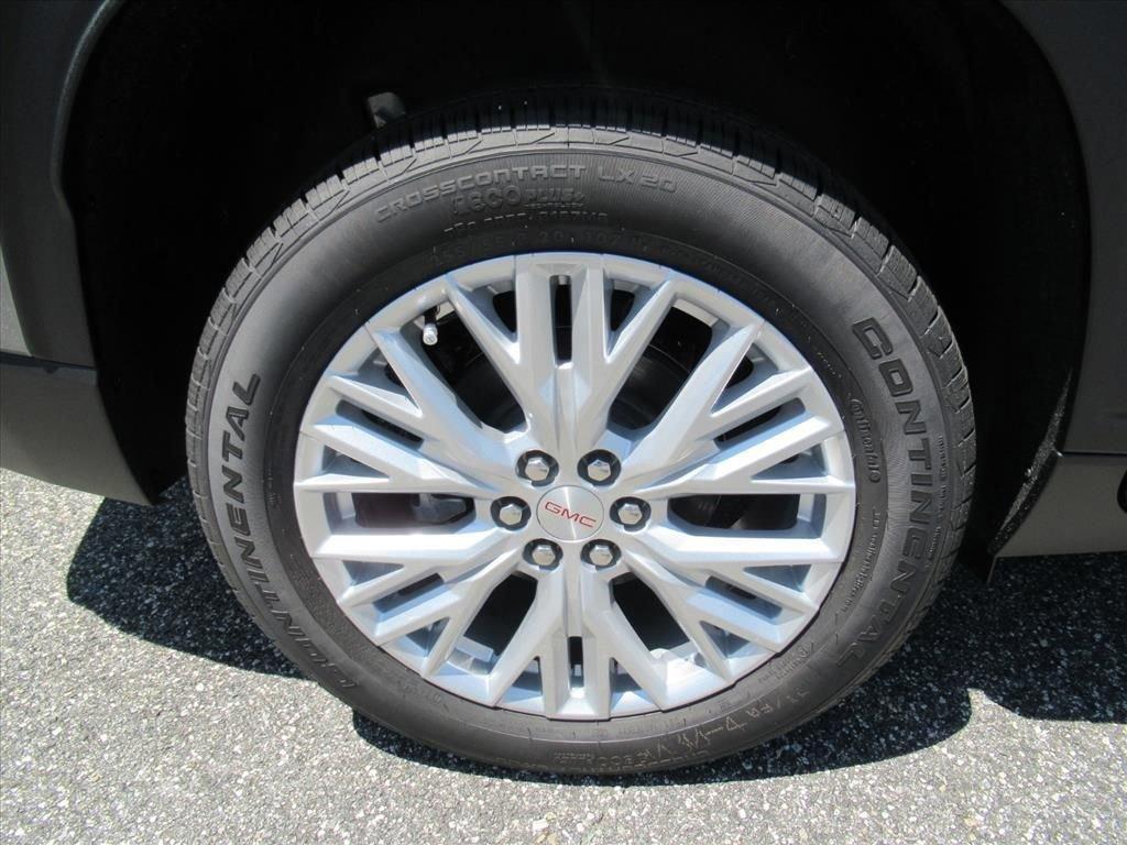 new 2026 GMC Acadia car, priced at $52,648