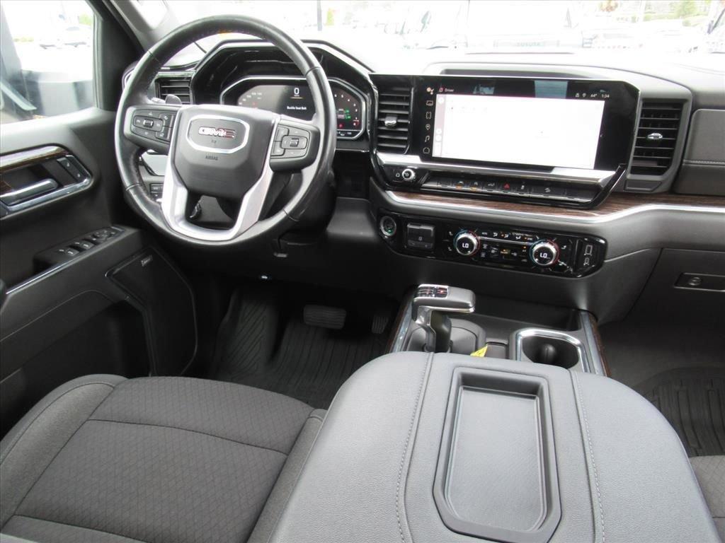 used 2022 GMC Sierra 1500 car, priced at $43,995