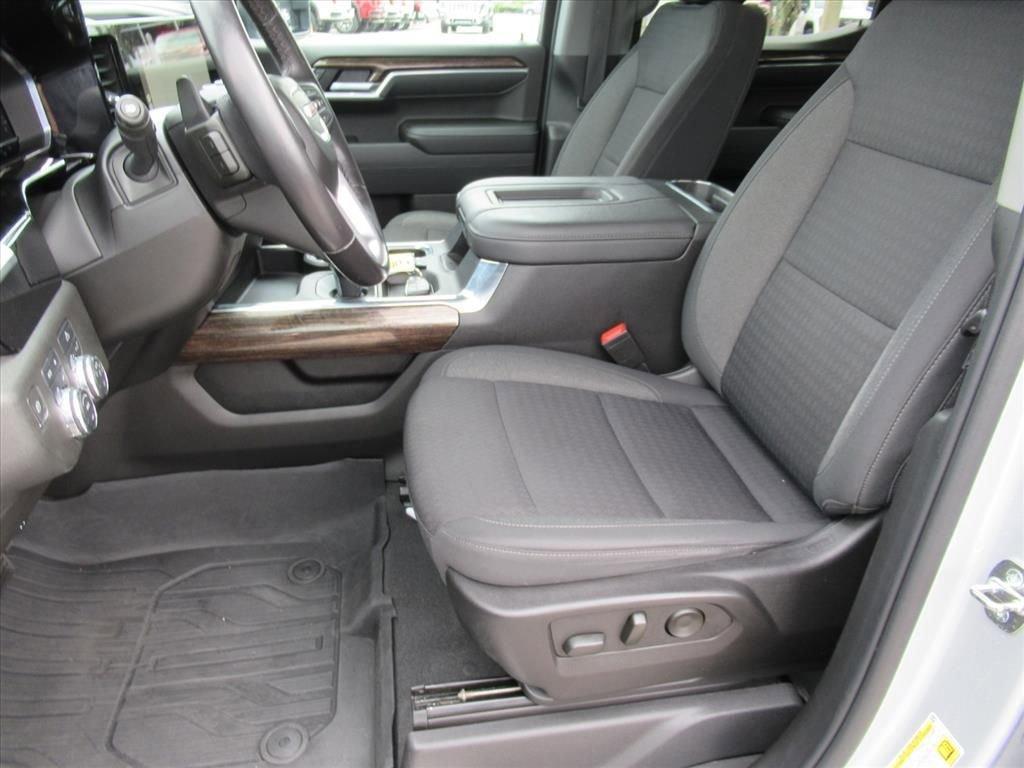 used 2022 GMC Sierra 1500 car, priced at $43,995