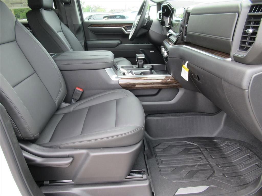 new 2026 GMC Sierra 1500 car, priced at $58,729