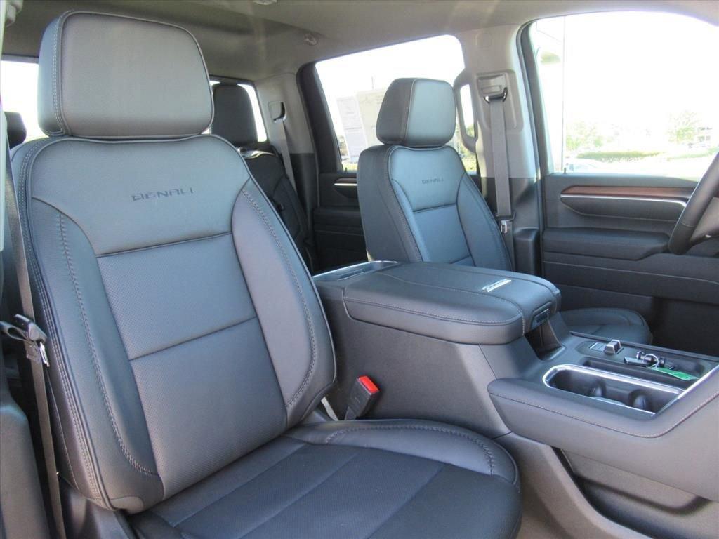 new 2026 GMC Sierra 2500 car, priced at $86,299