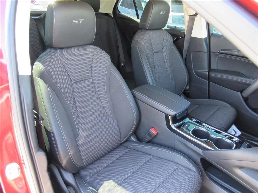 used 2023 Buick Envision car, priced at $22,947