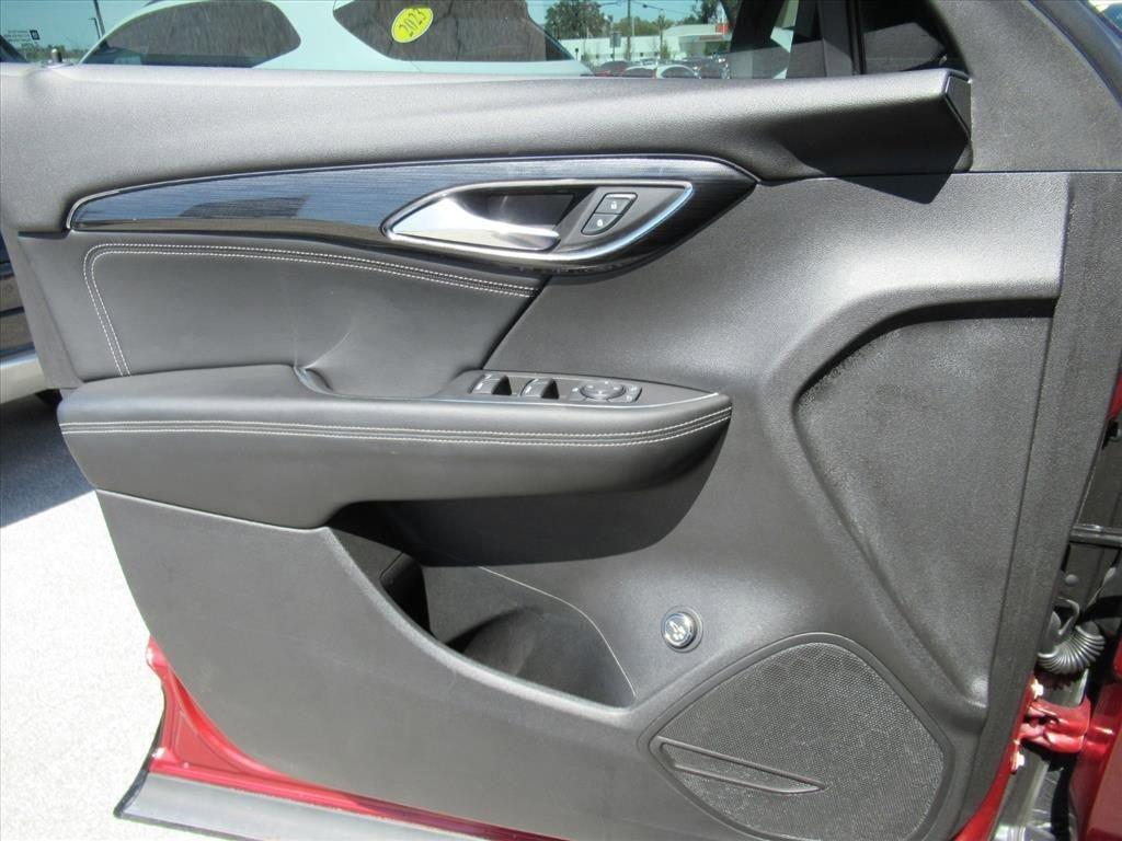 used 2023 Buick Envision car, priced at $22,947