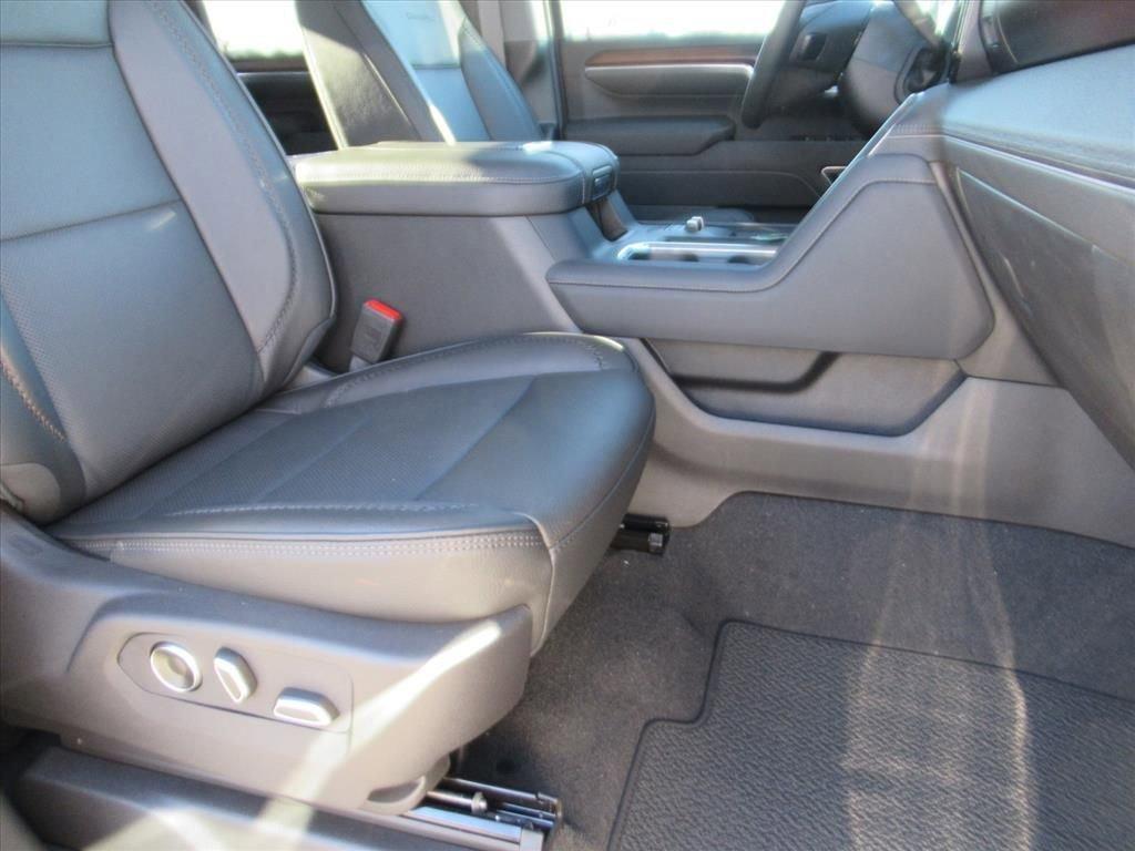 new 2026 GMC Sierra 2500 car, priced at $90,778