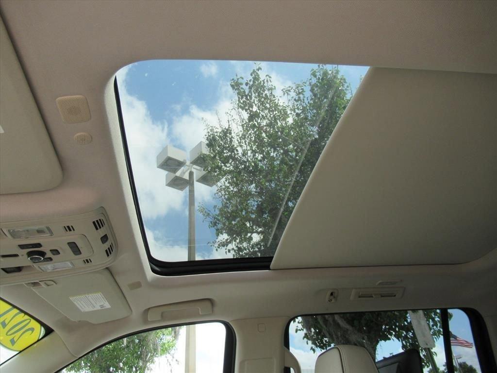 used 2021 GMC Yukon XL car, priced at $43,483