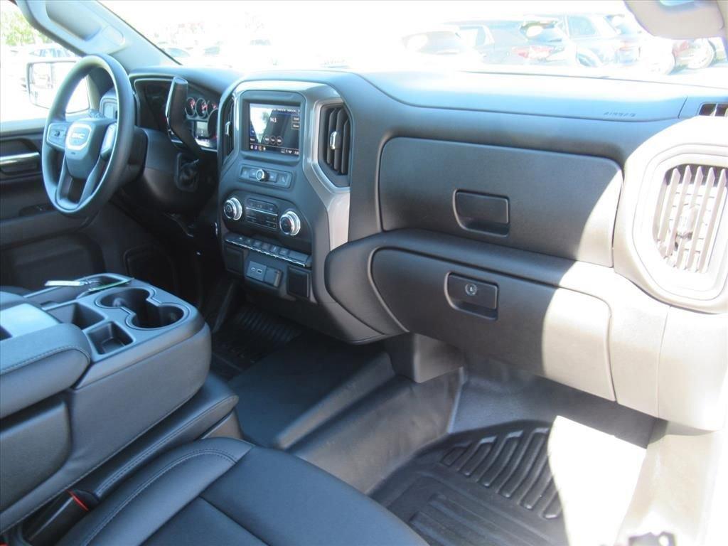 new 2026 GMC Sierra 1500 car, priced at $35,690