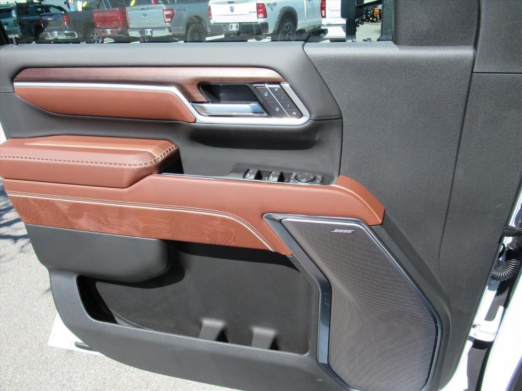 new 2026 GMC Sierra 2500 car, priced at $98,725