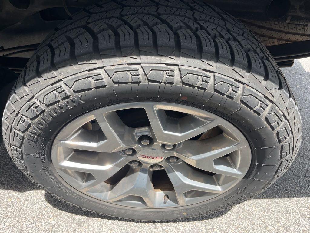 used 2015 GMC Sierra 1500 car, priced at $19,018