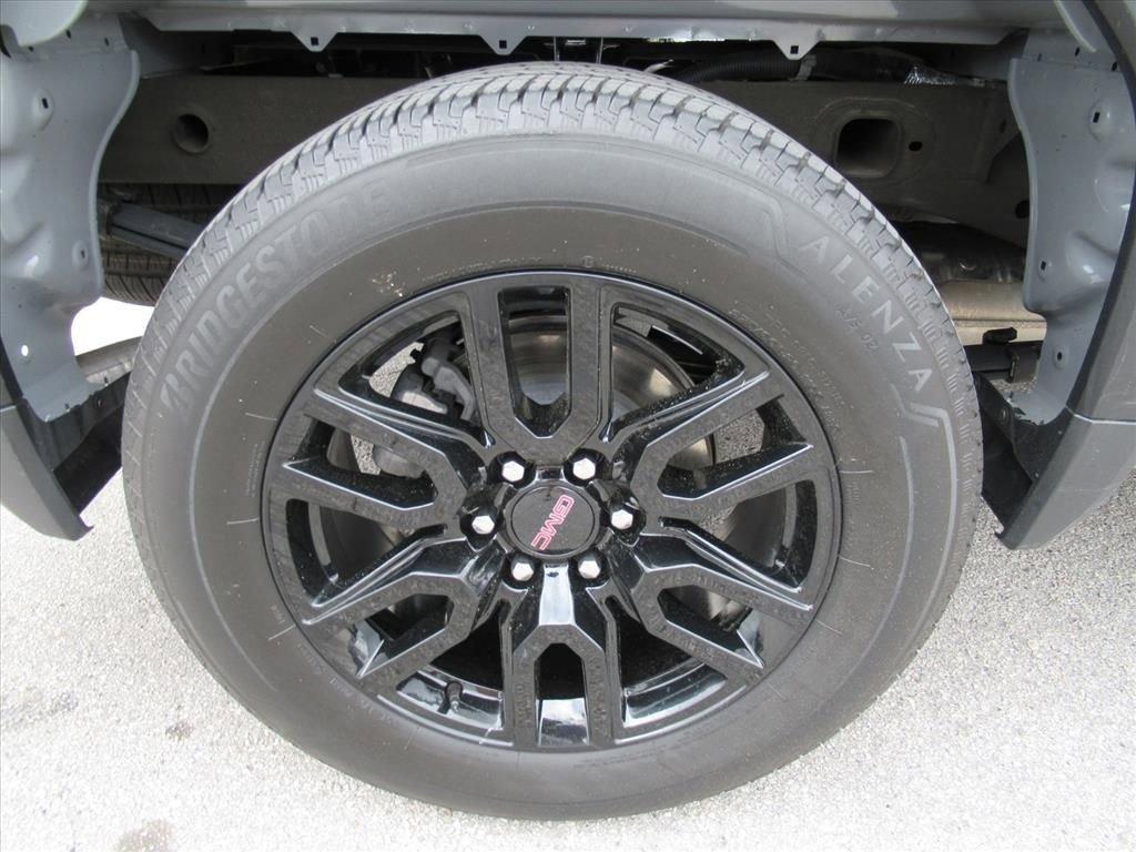 used 2024 GMC Sierra 1500 car, priced at $42,585