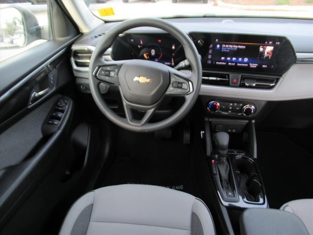 used 2025 Chevrolet TrailBlazer car, priced at $22,772