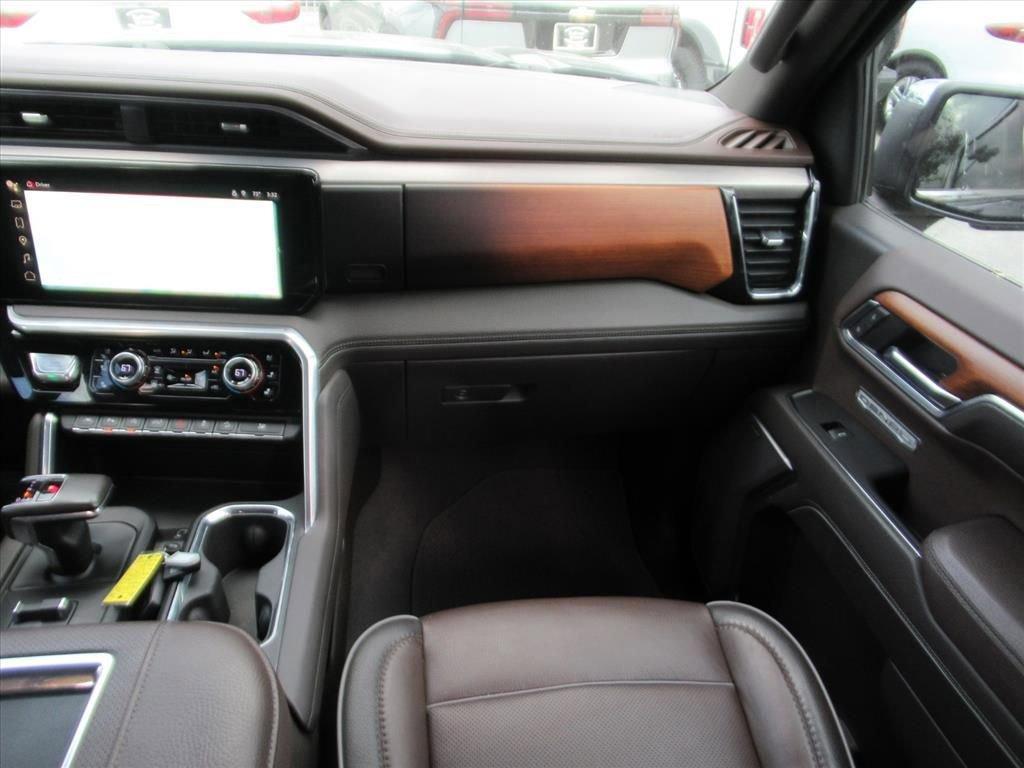 used 2022 GMC Sierra 1500 car, priced at $39,203