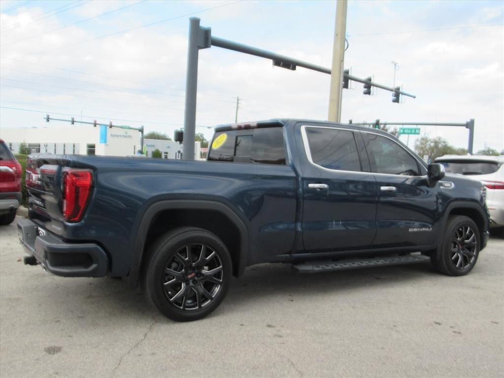 used 2022 GMC Sierra 1500 car, priced at $39,203