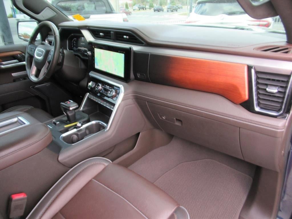 used 2022 GMC Sierra 1500 car, priced at $39,203