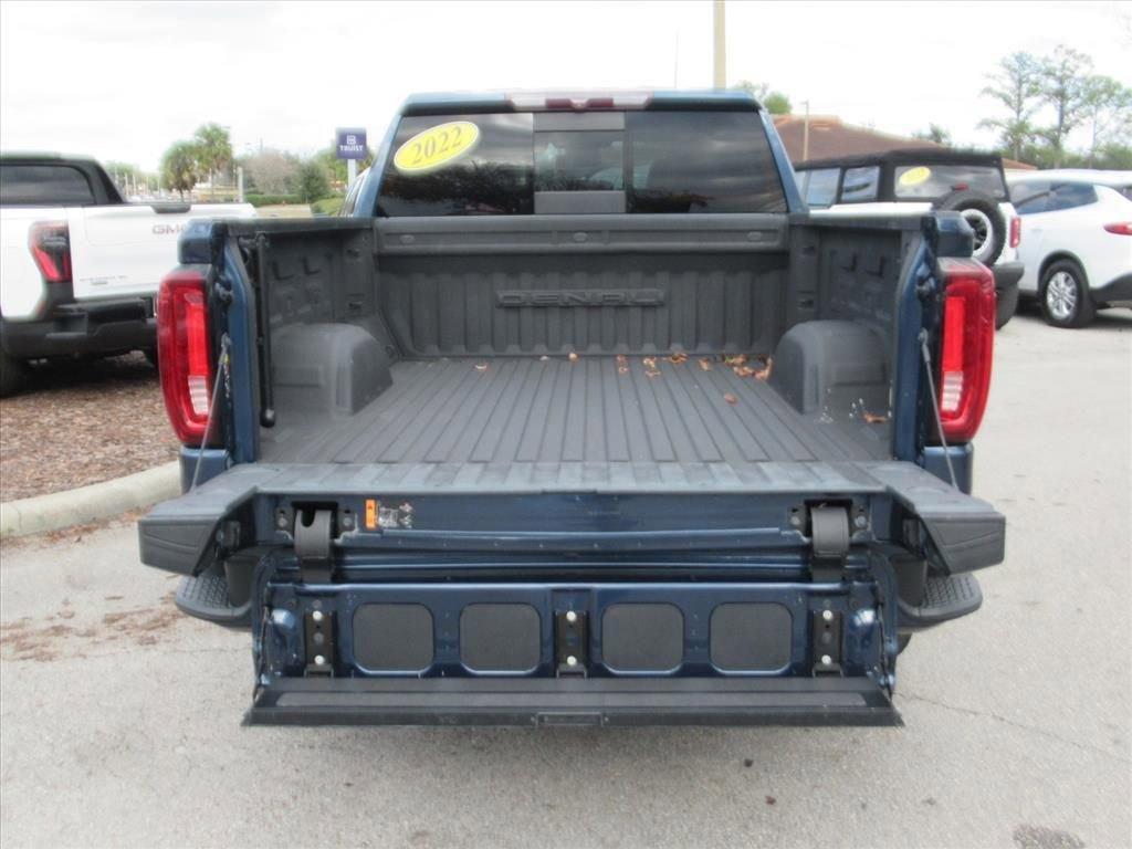 used 2022 GMC Sierra 1500 car, priced at $39,203