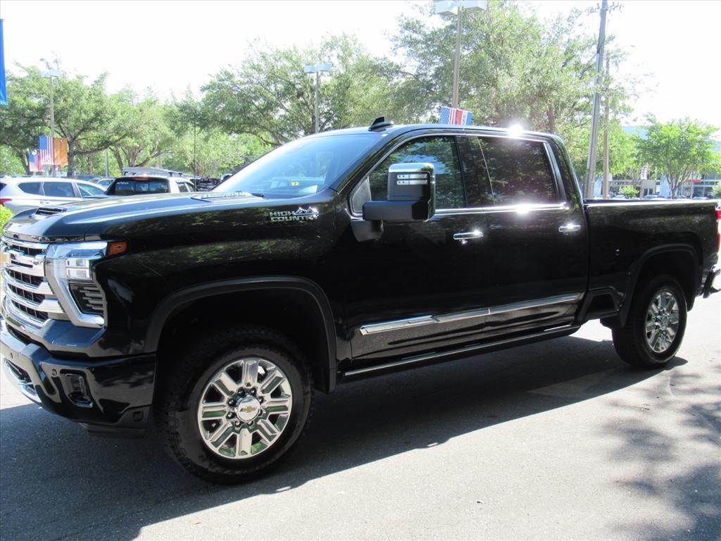 used 2024 Chevrolet Silverado 2500 car, priced at $73,220