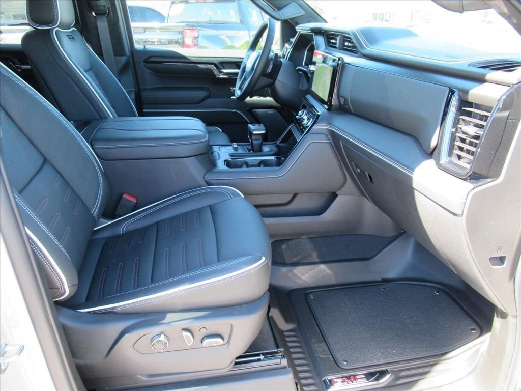 new 2026 GMC Sierra 1500 car, priced at $80,230