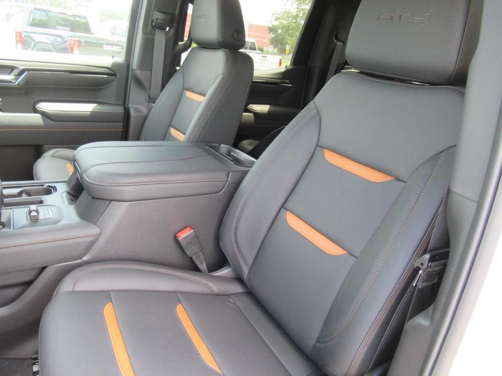 new 2026 GMC Sierra 1500 car, priced at $70,043