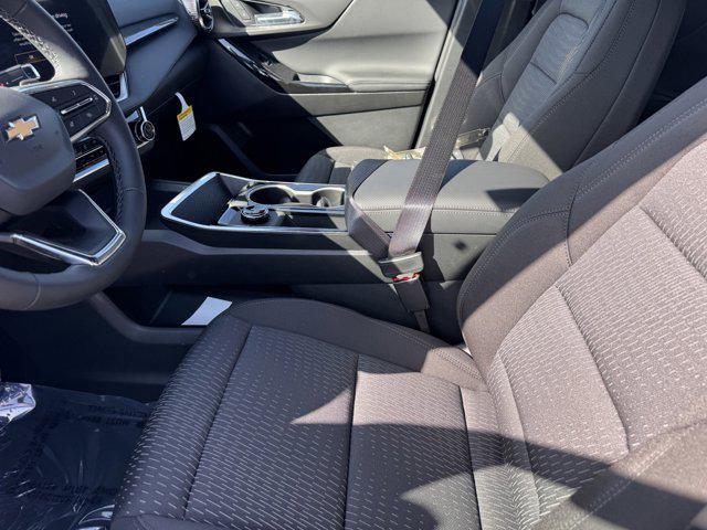 new 2026 Chevrolet Equinox car, priced at $30,899