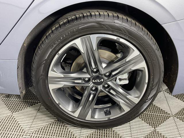 used 2022 Kia K5 car, priced at $15,999