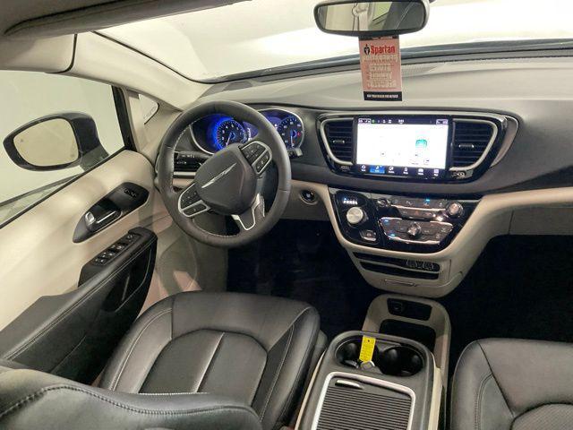 used 2024 Chrysler Pacifica car, priced at $27,999