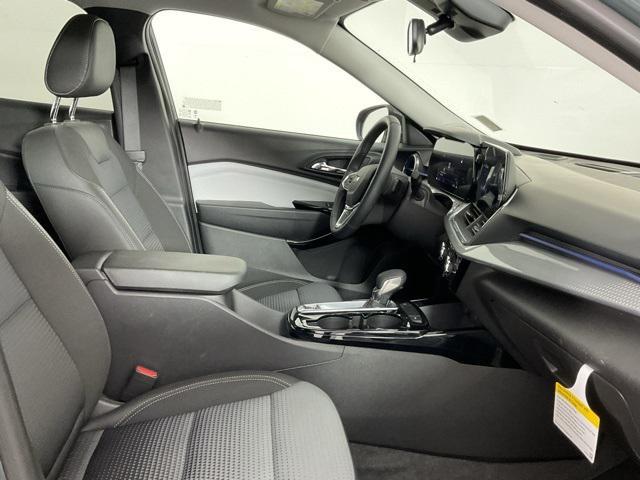 used 2025 Chevrolet Trax car, priced at $20,999