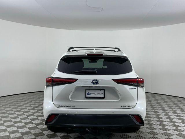 used 2021 Toyota Highlander Hybrid car, priced at $31,999