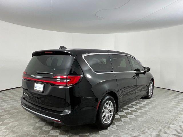 used 2024 Chrysler Pacifica car, priced at $24,998