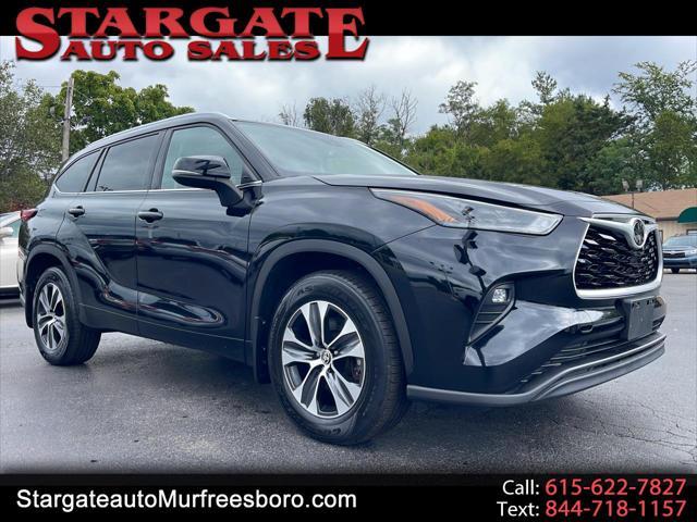 used 2021 Toyota Highlander car, priced at $29,840