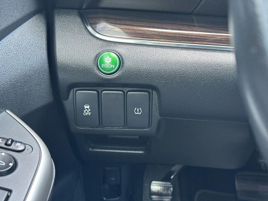 used 2016 Honda CR-V car, priced at $15,497