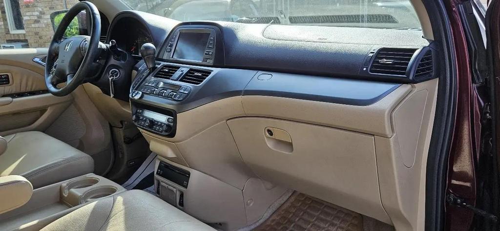 used 2007 Honda Odyssey car, priced at $10,870