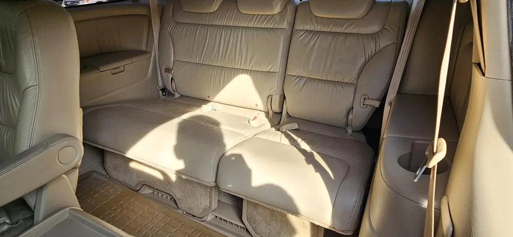 used 2007 Honda Odyssey car, priced at $10,870