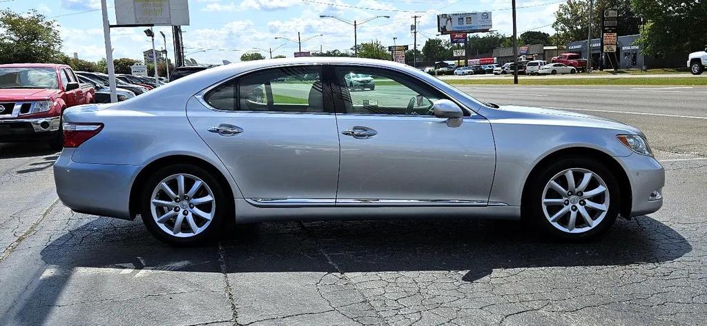 used 2007 Lexus LS 460 car, priced at $18,380