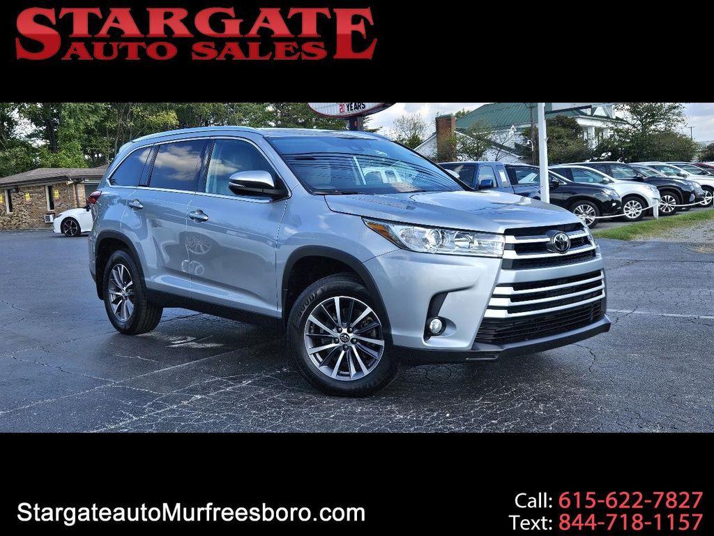 used 2019 Toyota Highlander car, priced at $26,980