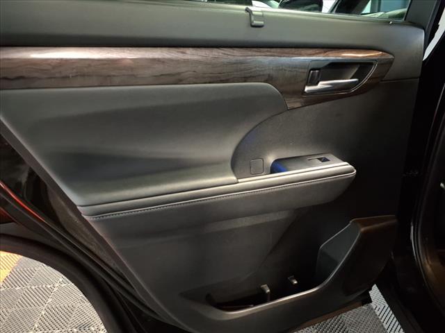 used 2020 Toyota Highlander car, priced at $27,988