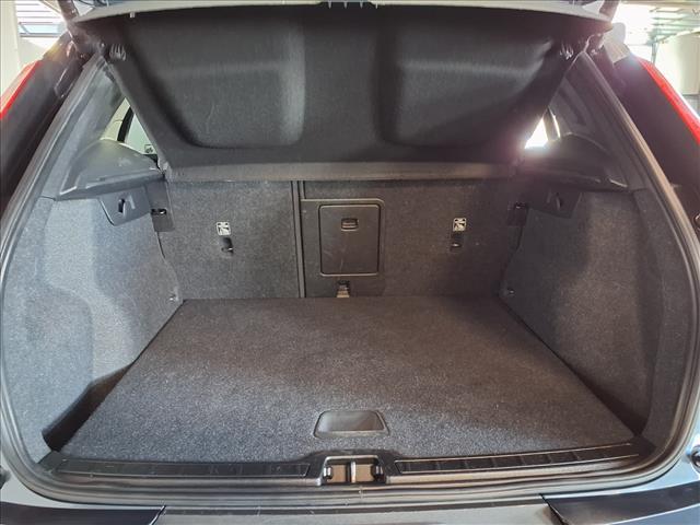 used 2021 Volvo XC40 car, priced at $19,988