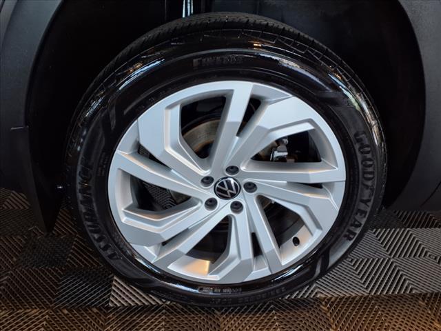 used 2021 Volkswagen Atlas Cross Sport car, priced at $22,988