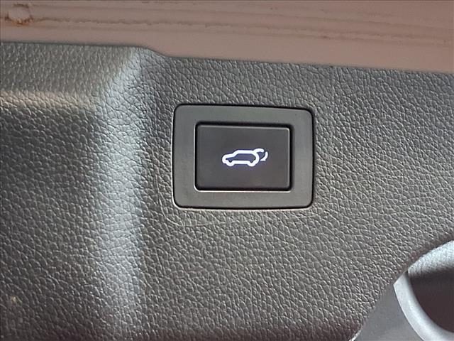 used 2015 Hyundai Santa Fe car, priced at $11,988