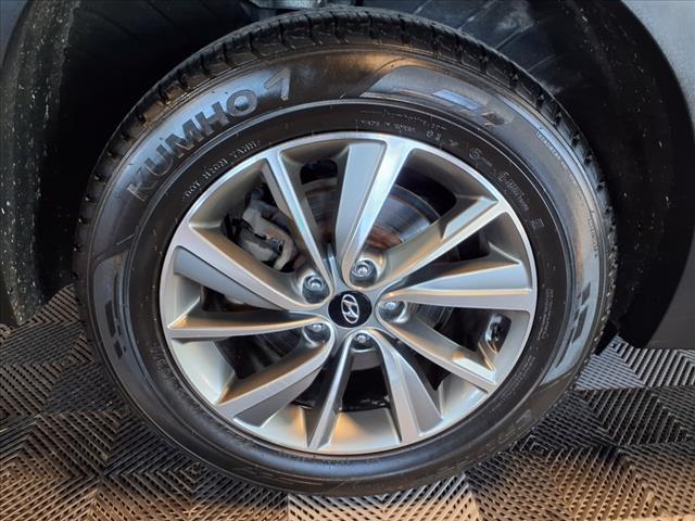 used 2019 Hyundai Santa Fe car, priced at $19,988