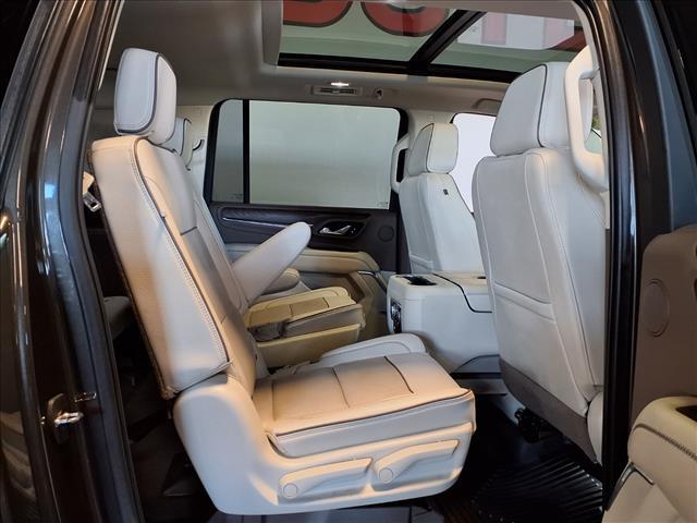 used 2021 GMC Yukon XL car, priced at $47,988