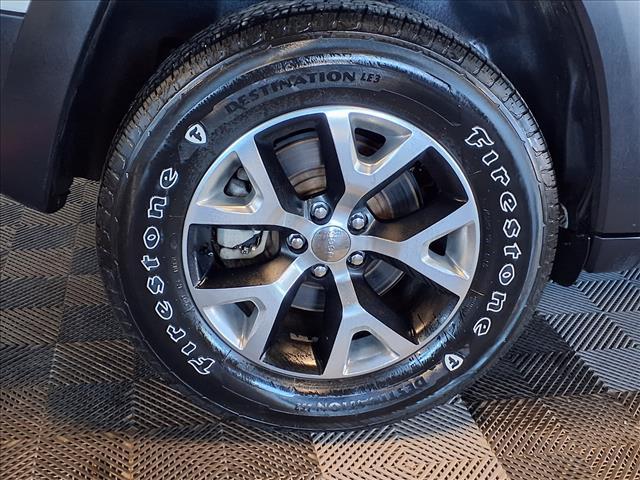 used 2017 Jeep Cherokee car, priced at $15,988