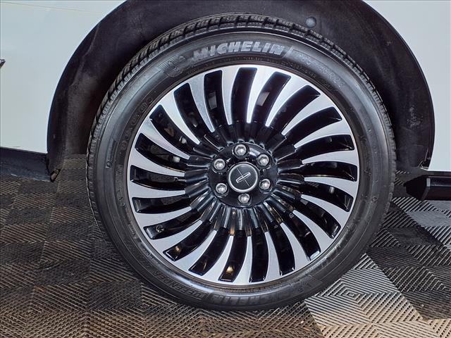 used 2020 Lincoln Navigator car, priced at $36,988