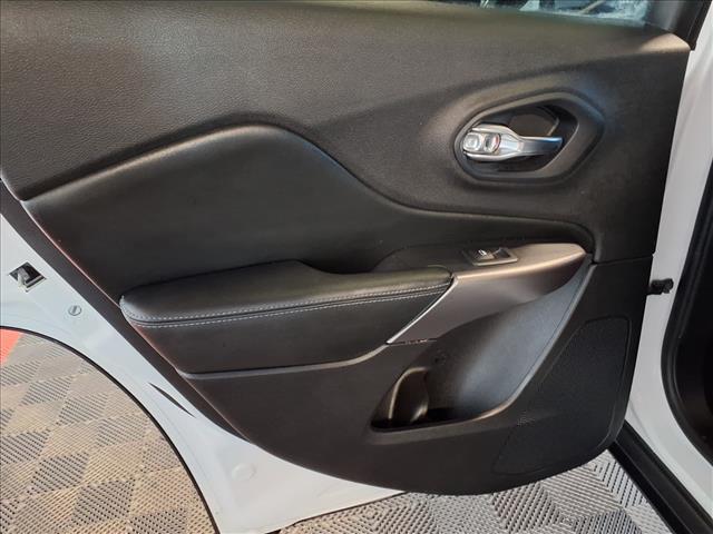 used 2019 Jeep Cherokee car, priced at $13,988