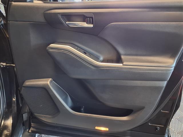 used 2022 Toyota Highlander car, priced at $37,988